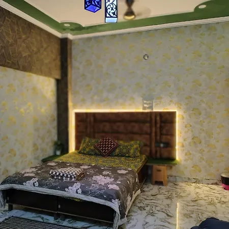 Varanasi Homestay Room photo