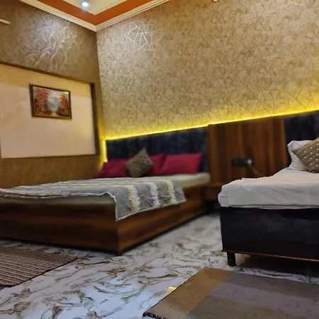 Varanasi Homestay Room photo