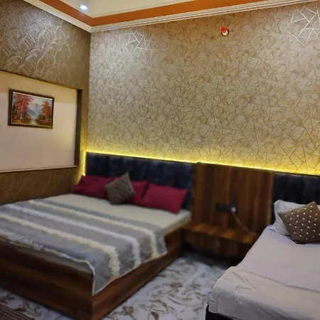 Varanasi Homestay Room photo