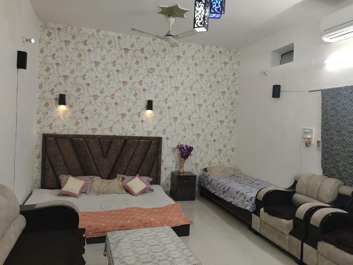 Varanasi Homestay *