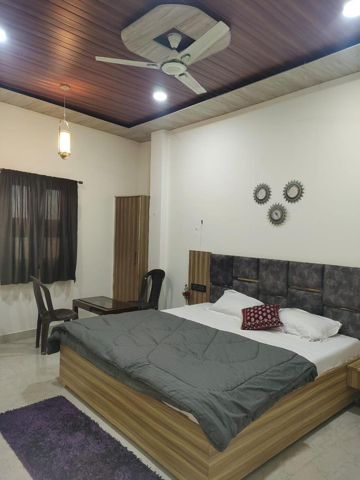 Varanasi Homestay *