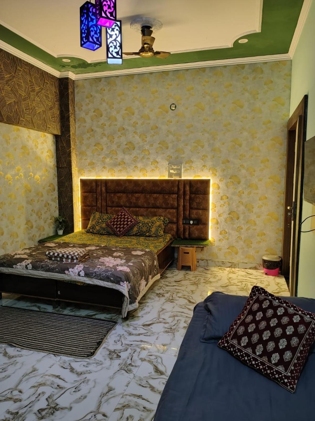 Varanasi Homestay *